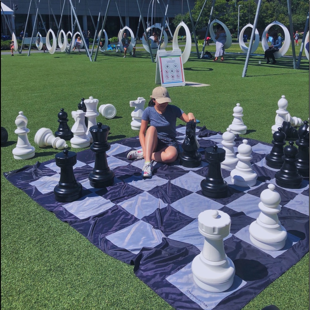 Meet your Posher, Angela